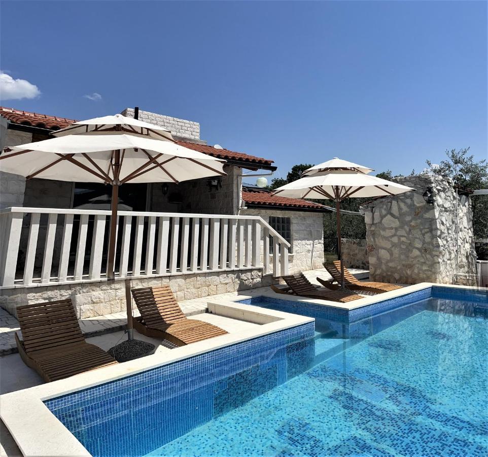 Gornji SegetFlamingo - House With Private Pool别墅 外观 照片